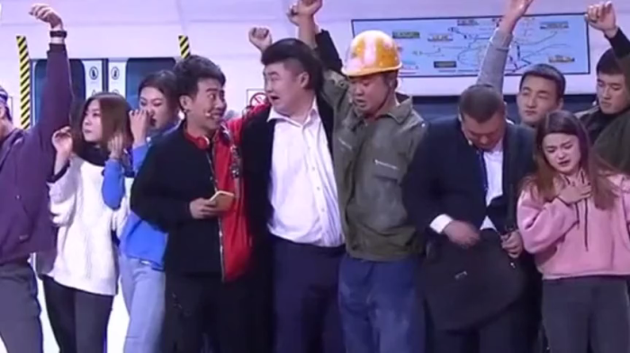 主图-被人偷偷地爱着.png